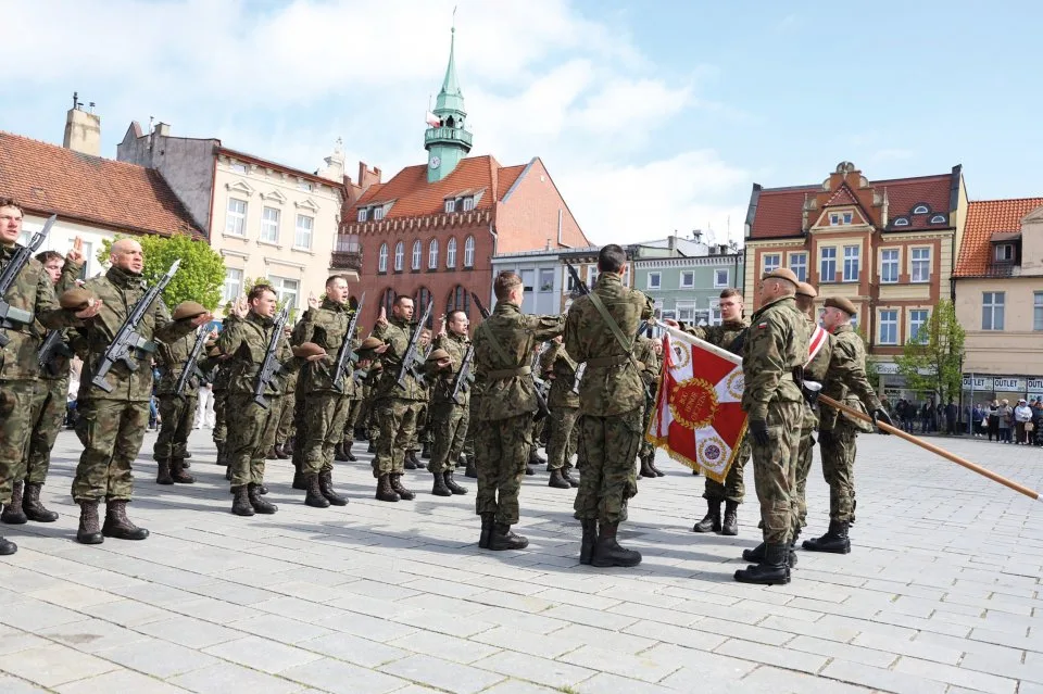 Ceremonia przysięgi wojskowej we Wrześni