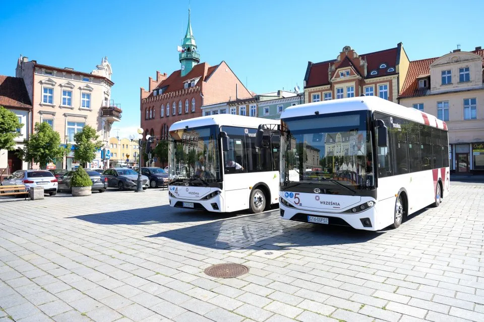 Nowe autobusy w gminie Września – pięć pojazdów w komunikacji