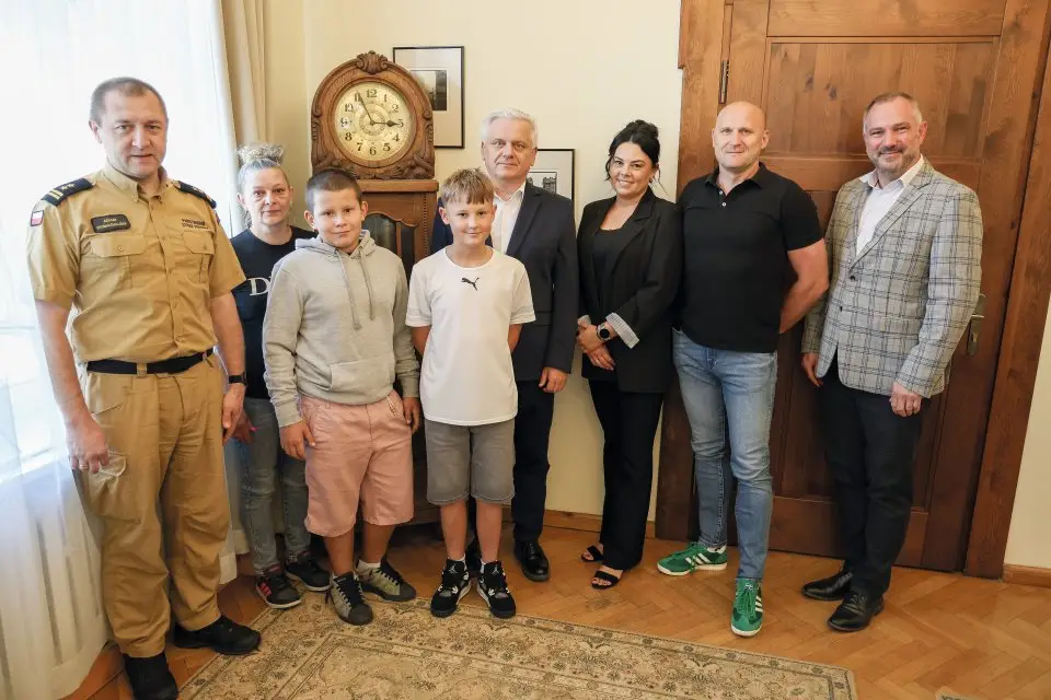 Dwaj uczniowie uratowali rówieśnika w trakcie wypadku